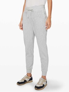 Lululemon Warm Down Jogger *Velour
